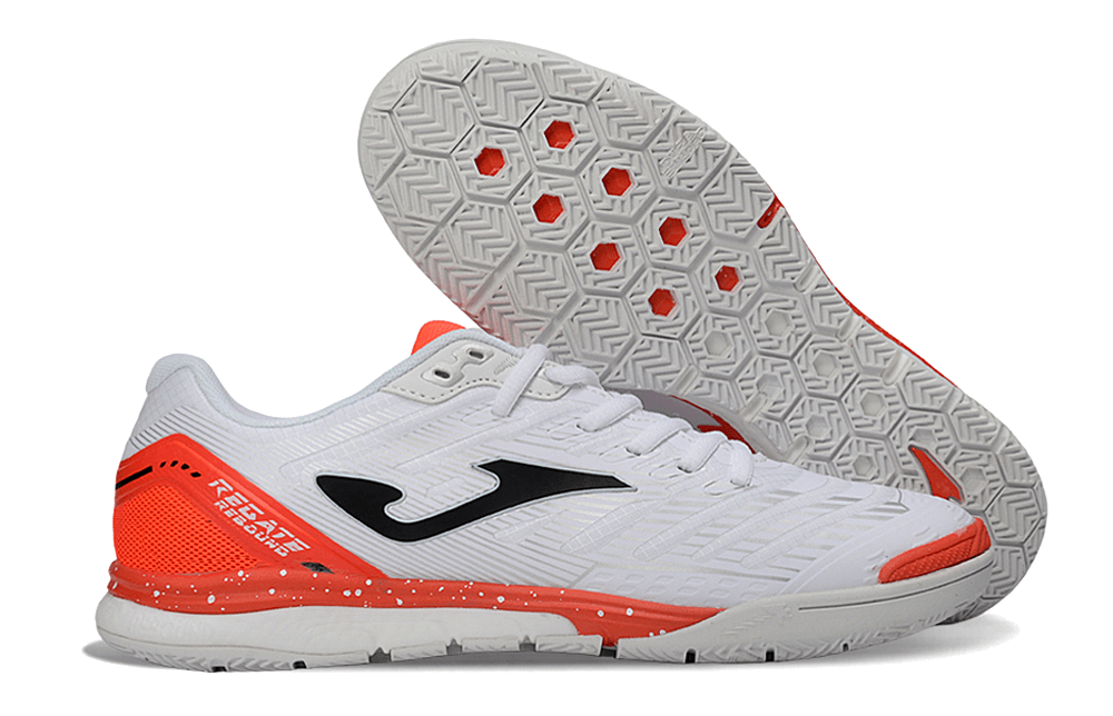 Chuteira Futsal Joma Regate Rebound IC Branca e Laranja, ideal para desempenho em quadra.