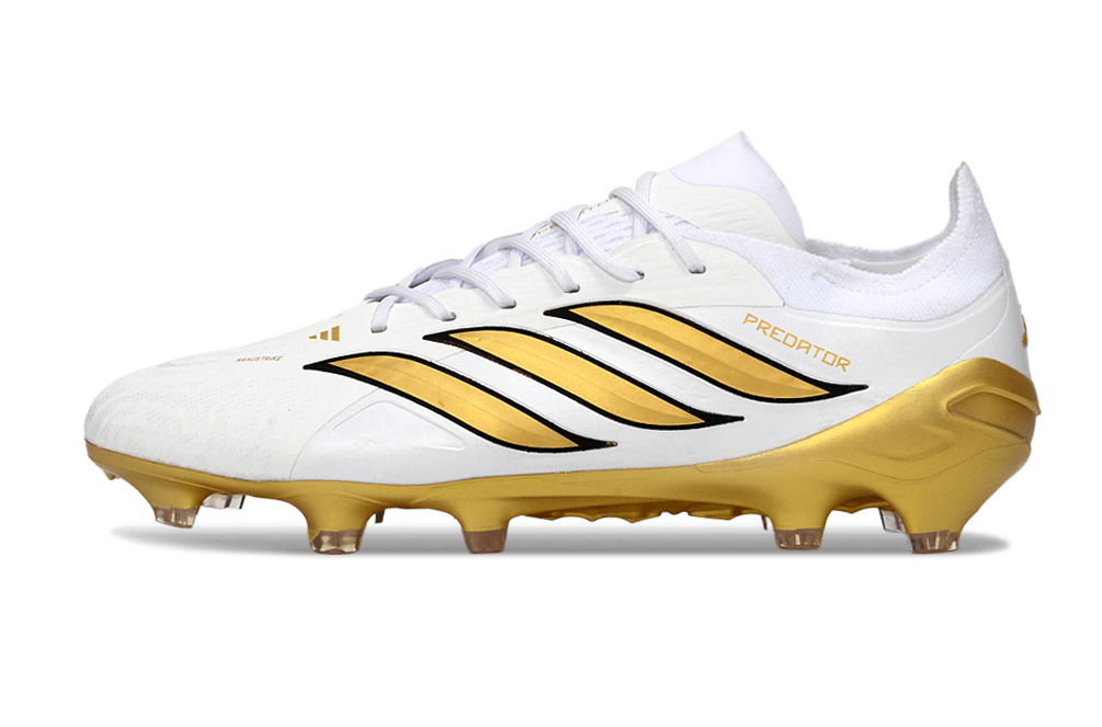 Chuteira Adidas Predator Elite FG 26 - "Finishers Steel" - Branca e Dourada lateral em detalhe