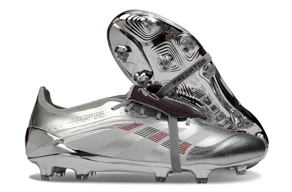 Chuteira Adidas Predator Elite FG Tongue Prateada Ed. "Bellingham" com acabamento prateado e design sofisticado.