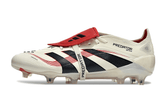 Chuteira Adidas Predator PredstrikeTongue II FG, chuteira de futebol com design moderno e desempenho otimizado.