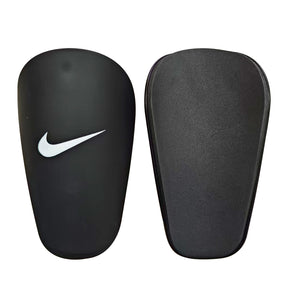 Caneleiras Small Nike Preto e Branco com design anatômico e proteção superior