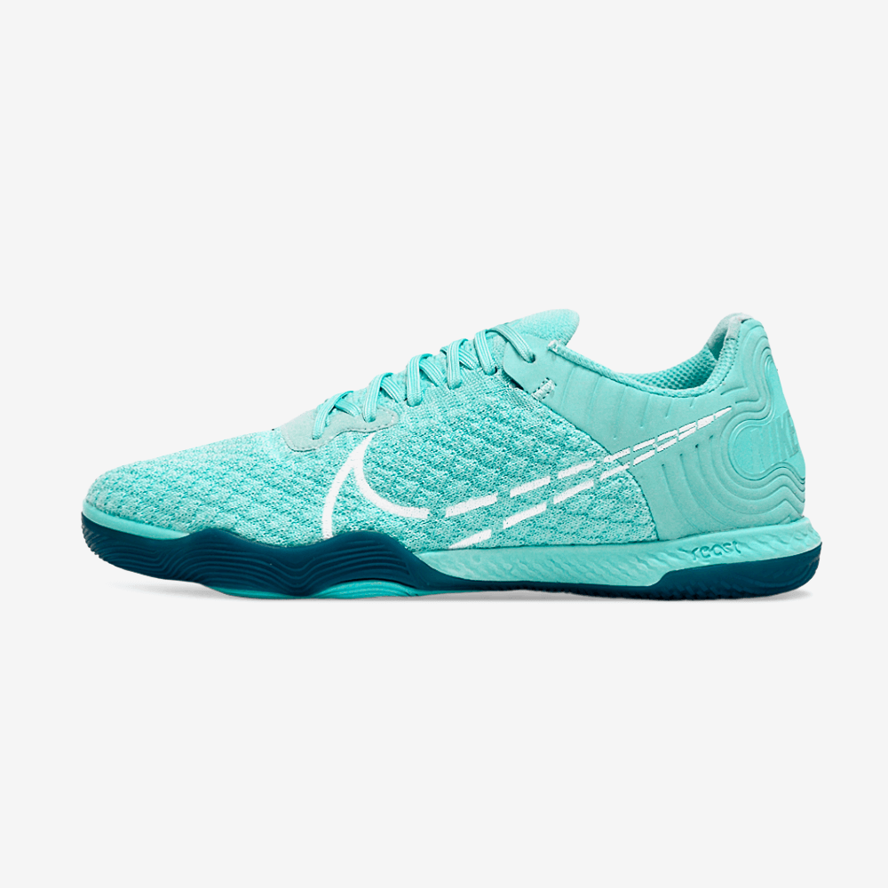 Chuteira Futsal Nike React Gato IC - Azul Oceano vista lateral em fundo branco.