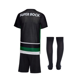 Conjunto Infantil - Sporting Principal 24/25, camisola de futebol preto com meias, coleção OLYMPIC STORE.