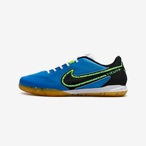 Chuteira Futsal Nike Tiempo Legend 9 Elite IC em azul, ideal para jogos em quadras internas.