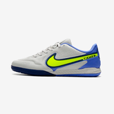 Chuteira Futsal Nike Tiempo Legend 9 Elite IC em cinza e azul, ideal para desempenho em quadras.