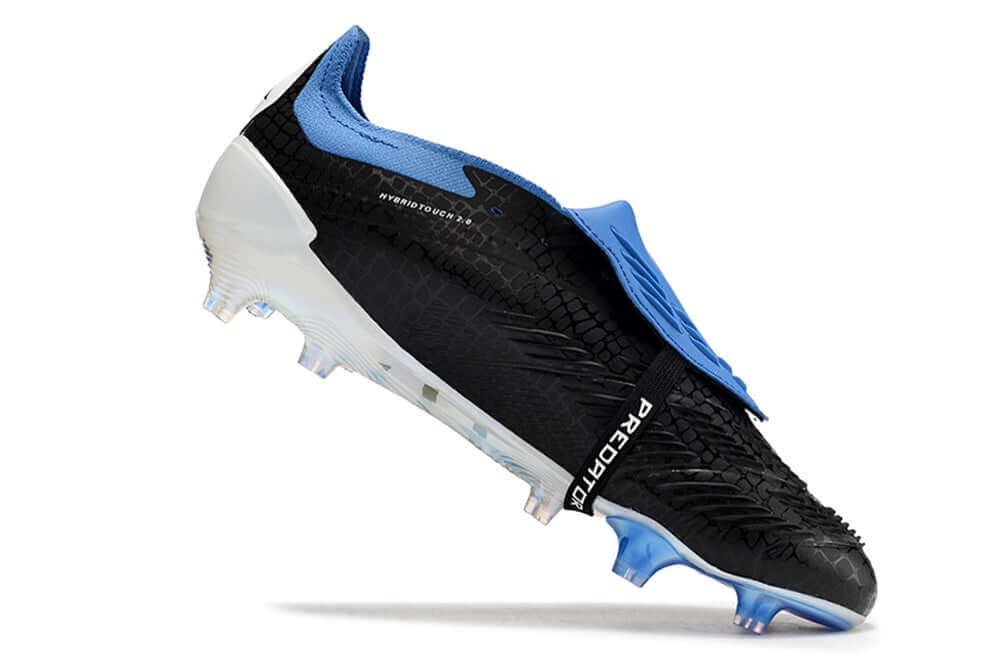 Chuteira Adidas Predator Elite Tongue FG - Preta, Branca e Azul com design aerodinâmico e tecnologia avançada.