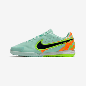 Chuteira Futsal Nike Tiempo Legend 9 Elite IC em azul água e laranja vista lateral.