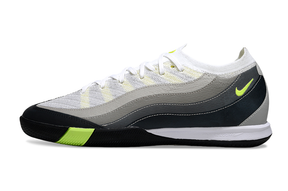 Chuteira Futsal Nike Mercurial Air Zoom Vapor 16 com design moderno e cores vibrantes
