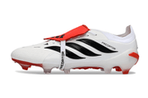 Chuteira Adidas Predator Elite FG 26 "Finishers Steel" Branca com design inovador e tecnologia de tração.
