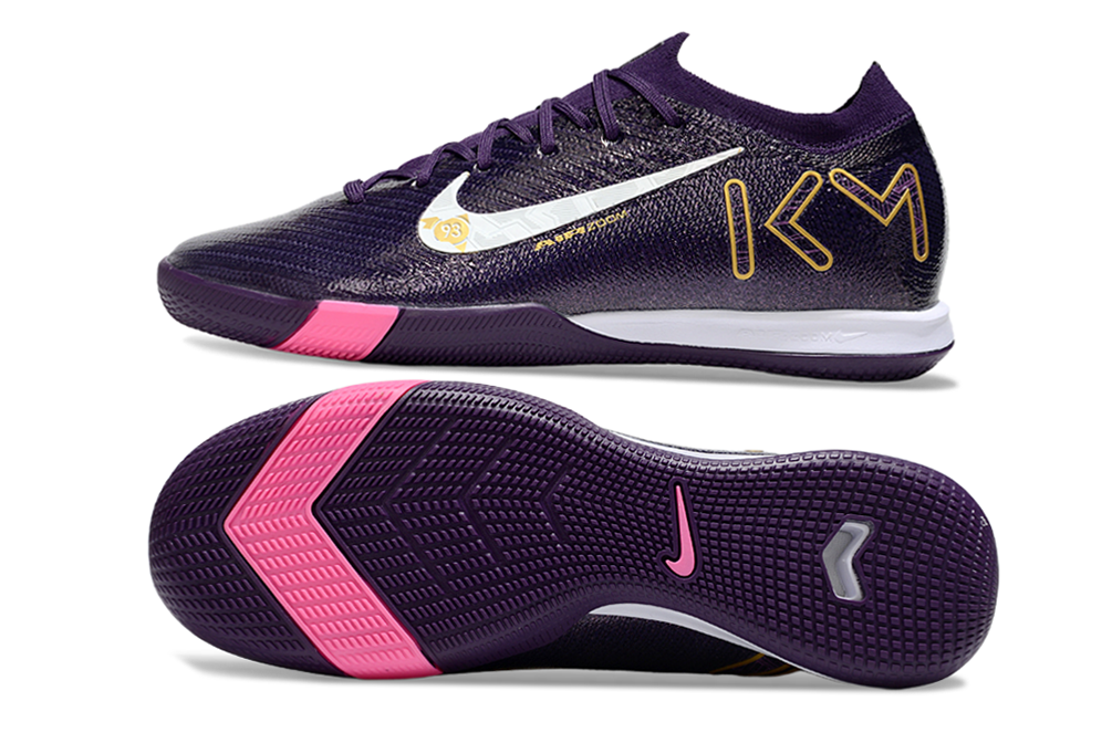 Chuteira Futsal Nike Mercurial Air Zoom Vapor 16 Kylian em roxo e detalhes em rosa e amarelo.