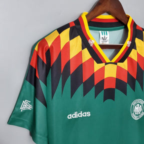 Camisola Alemanha Away 1994 Retro com design vibrante e logo Adidas em destaque