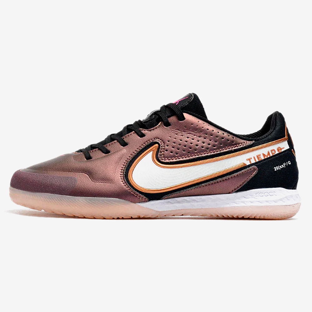 Chuteira Futsal Nike Tiempo Legend 9 Elite IC Bronze com design elegante e leveza para desempenho em quadra.