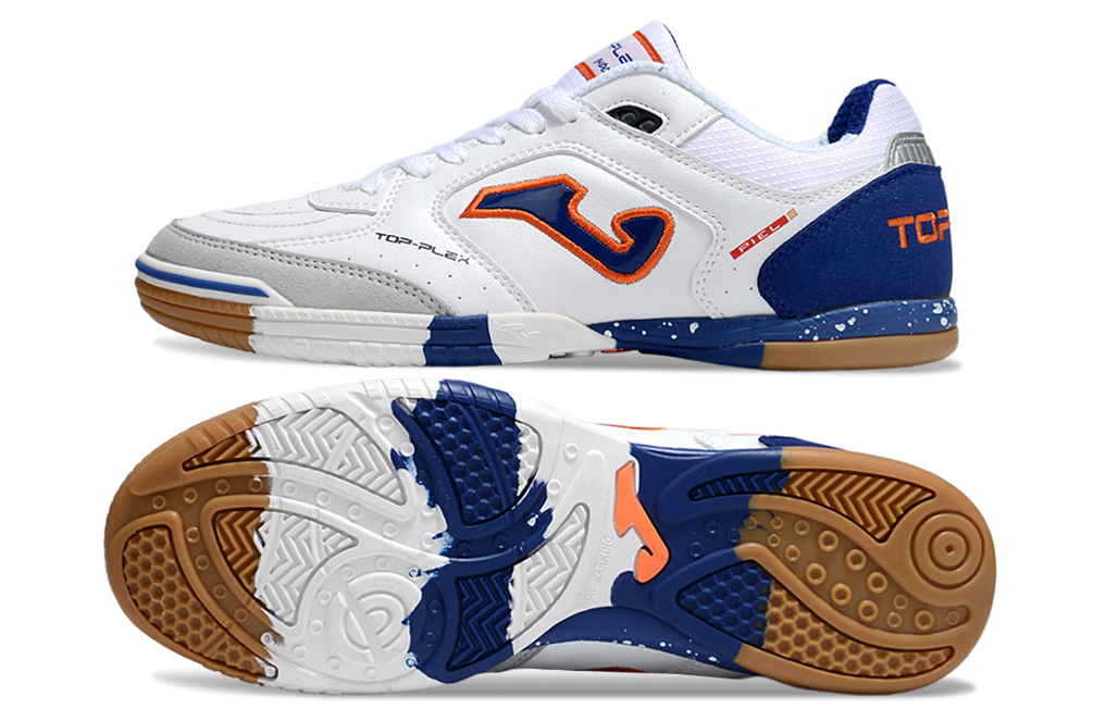 Chuteira Futsal Joma Top Flex Rebound IC Branca e Azul com design moderno e desempenho superior.