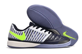 Chuteira Futsal Nike Lunar Gato IC nas cores azul, branca e verde, ideal para jogos em campo coberto.