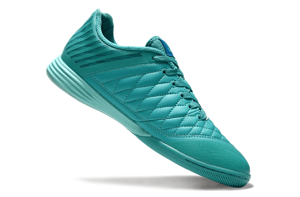 Chuteira Futsal Nike Lunar Gato IC - Turquesa, design vibrante e tecnologia de ponta para futsal em piso liso.