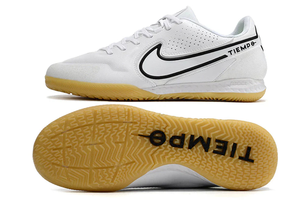 Chuteira Futsal Nike Tiempo Legend 9 Elite IC Branco, ideal para jogos em quadra, com design leve e confortável.