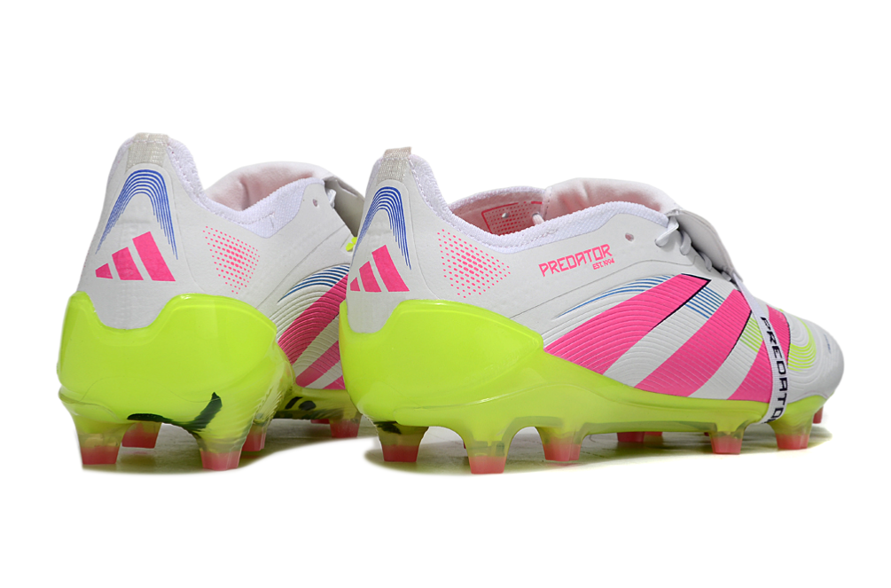Chuteira Adidas Predator Elite FG Tongue Branca e Rosa