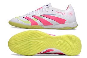 Chuteira Futsal Adidas Predator 24 Elite IC Branca e Rosa com design vibrante e tecnologia de controlo texturizado.