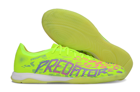 Chuteira Futsal Adidas Predator 24 Elite IC Verde com design vibrante e tecnologia de controlo de bola.