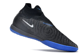 Chuteira Futsal Nike Gripknit Phantom GX Elite IC lateral em fundo branco