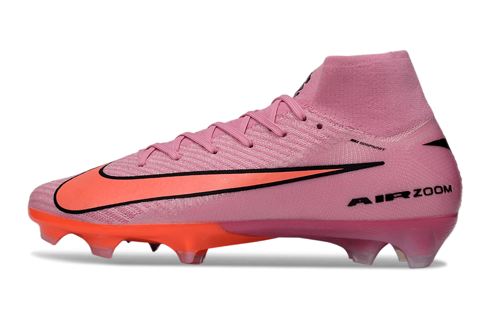 Chuteira Nike Air Zoom Mercurial Superfly 10 Elite FG - Rosa - Pack Scary Good vista lateral em fundo branco