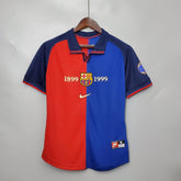 Camisa Barcelona Home Edição Especial 100° Retro, Nike, nas cores azul e vermelho, com logo do clube.