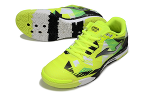 Chuteira Futsal Joma Regate Rebound IC Amarela e Preta com design moderno e sola IC para pisos interiores.