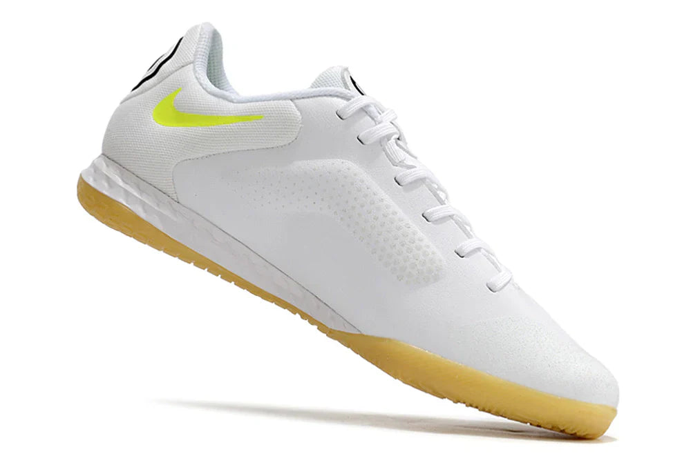 Chuteira Futsal Nike Tiempo Legend 9 Elite IC Branco com design leve e conforto para desempenho em quadra.