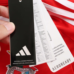 Camisola Benfica Home 2024/25 com etiqueta de licença oficial e tecnologia Aeroready.