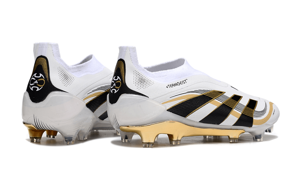 Chuteira Adidas Predator Elite FG - Branca e Dourada "Teamgeist" com design icônico e detalhes em dourado.