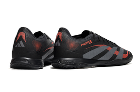 Chuteira Futsal Adidas Predator 24 Elite IC Preta com design sofisticado e tecnologia avançada.