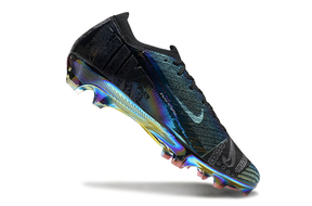 Chuteira Nike Mercurial Air Zoom Vapor 16 Edição Especial Elite Cosmic FG em promoção, destacando seu design premium e tecnologia avançada.