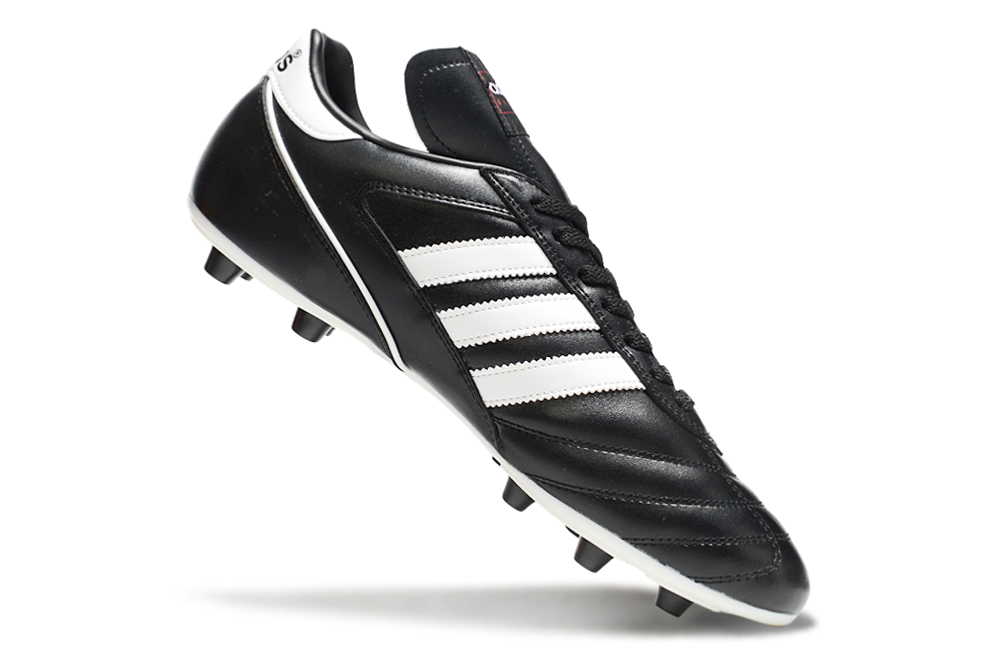 Chuteira Adidas Copa Mundial FG Preta e Branca