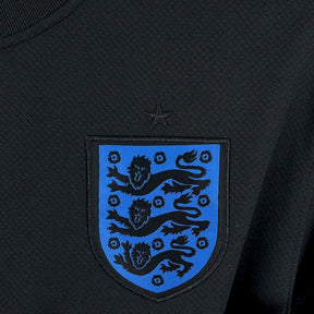 Camisola Inglaterra com escudo azul e leões, edição especial 25/26, OLYMPIC STORE.