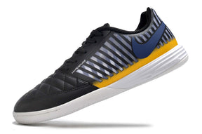 Chuteira Futsal Nike Lunar Gato IC - Preta, Azul e Dourada, ideal para controle e precisão em quadras.