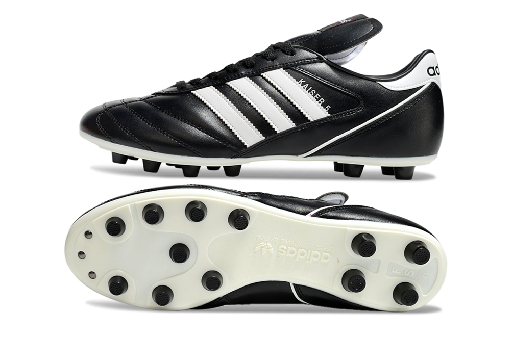 Chuteira Adidas Copa Mundial FG Preta e Branca
