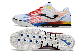 Chuteira Futsal Joma Regate Rebound IC nas cores branca, azul e vermelha, ideal para desempenho no salão.