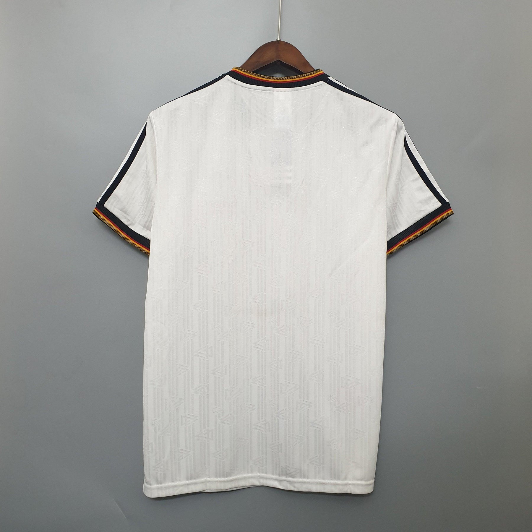 Camisola Alemanha Home 1996 Retro, vista traseira, design clássico dos anos 90, loja Olympic Store.