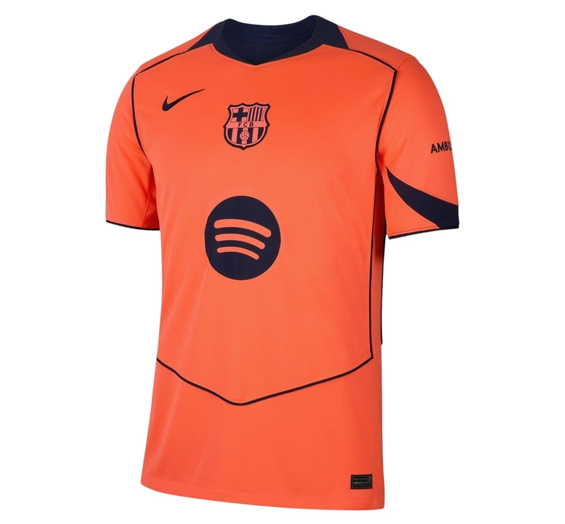 Camisola FC Barcelona third laranja 2025/26 - TOTAL 90, modelo de camisa de futebol da Nike em tom vibrante.