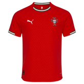 Camisola Portugal home 25/26 Vermelho da marca Puma, ideal para torcedores e amantes do futebol.