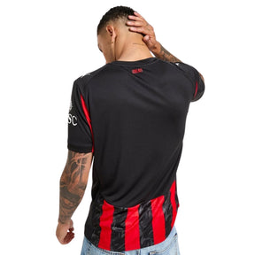Camisola AC Milan Home 2025/26 vista traseira com detalhes em vermelho e preto.