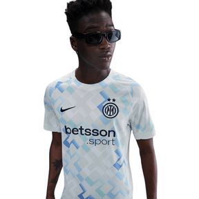 Camisola Inter de Milão Away 2025/26, camisa esportiva na cor branca com detalhes em azul.