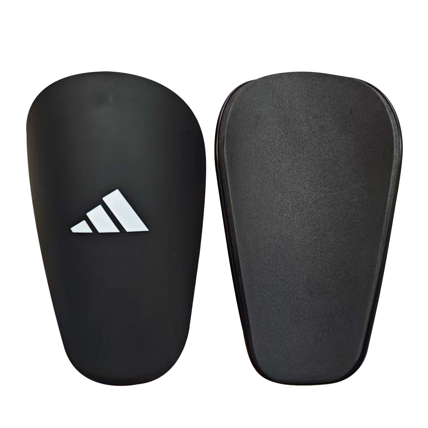 Caneleiras Small Adidas, proteção anatômica em preto com logo Adidas, para segurança e conforto em campo.