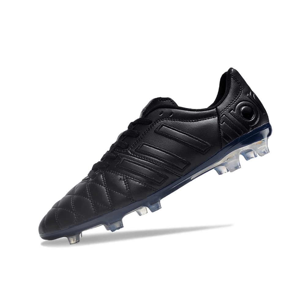 Chuteira Adidas AdiPure 11 Pro FG Blackout em preto com solado transparente para controle e desempenho em campo.