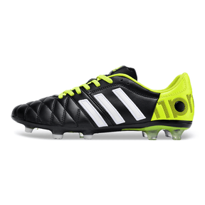 Chuteira Adidas AdiPure 11 Pro FG Preta e Amarela com design moderno e tecnologia de ponta