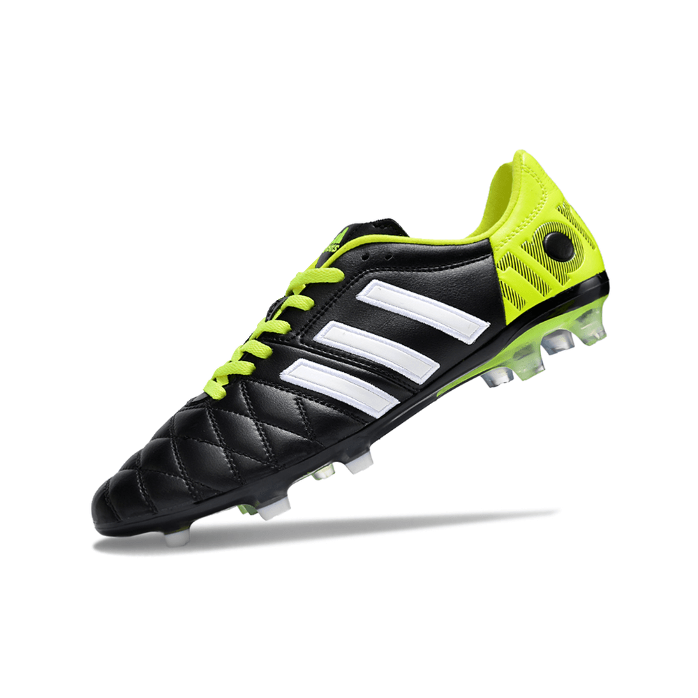 Chuteira Adidas AdiPure 11 Pro FG Preta e Amarela com detalhes em verde e branco.