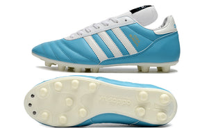 Chuteira Adidas Copa Mundial FG Azul e Branca vista lateral e inferior, ideal para gramados naturais.