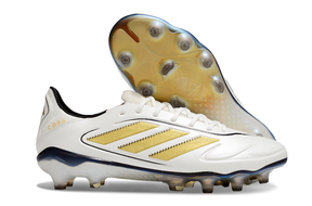 Chuteira Adidas Copa Pure III Elite FG -Branca e Dourada com sola FG e design elegante.