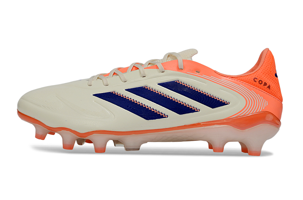 Chuteira Adidas Copa Pure III Elite FG - Coral Blaze Pack lateral em creme e laranja com três listras azuis.