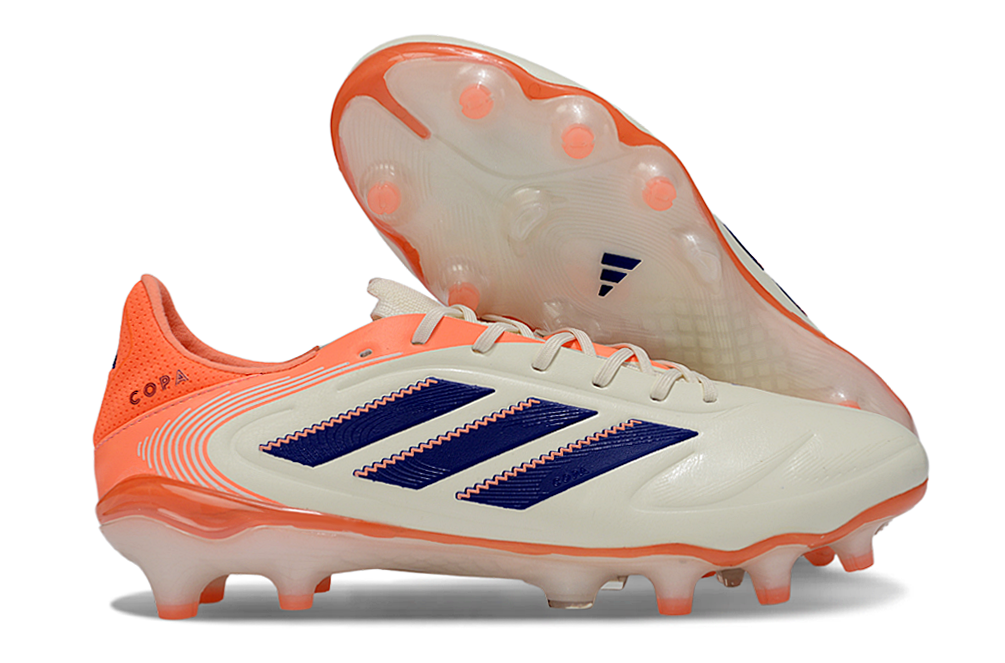 Chuteira Adidas Copa Pure III Elite FG - Coral Blaze Pack em destaque com sóla FG de tração superior.